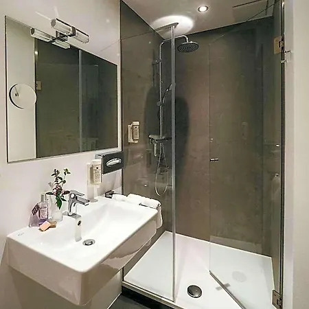 Отель Adler 3*